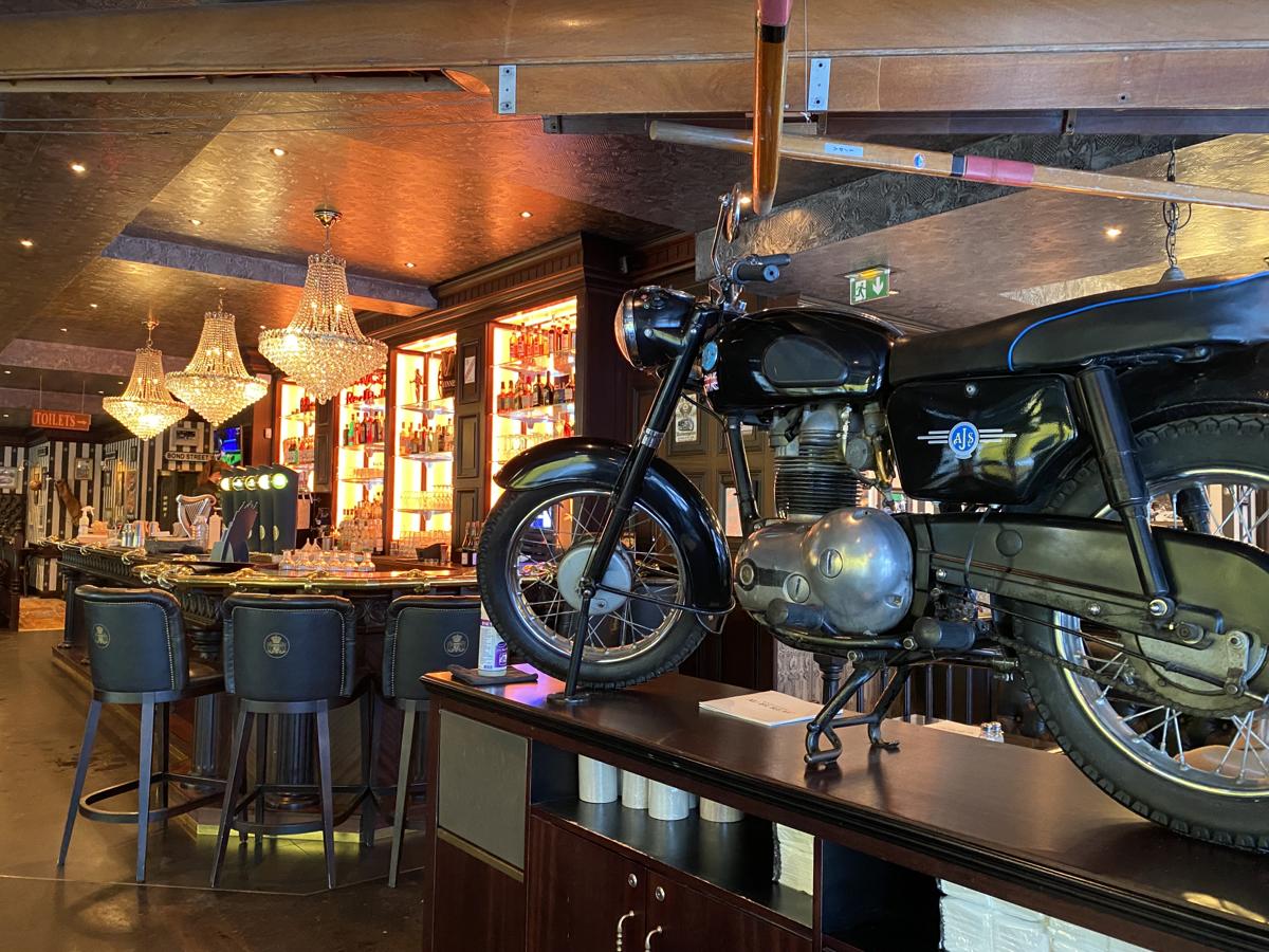 Pub Brasserie Et Restaurant Tours 37100 Au Bureau pub-brasserie-et-restaurant-tours-37100-au-bureau
